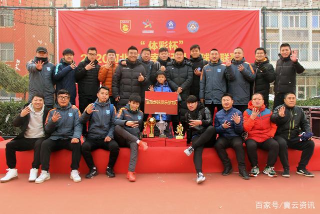 克罗地亚与捷克的对决上半场无进球，佩塔尔-苏契奇错失良机